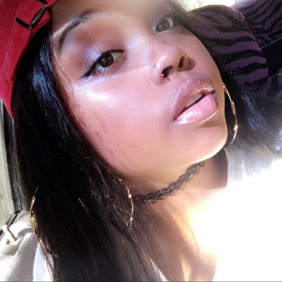 Meet your Posher, Sarah - Picture 1 of 1